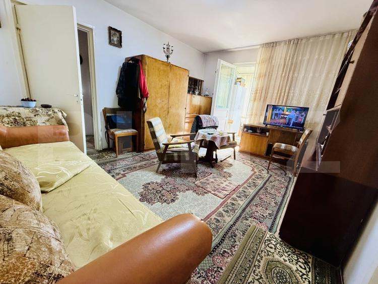 Apartament cu 2 camere semidecomandat, mobilat în Gemenii