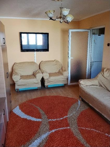 Apartament cu 2 camere semidecomandat în Viziru 1