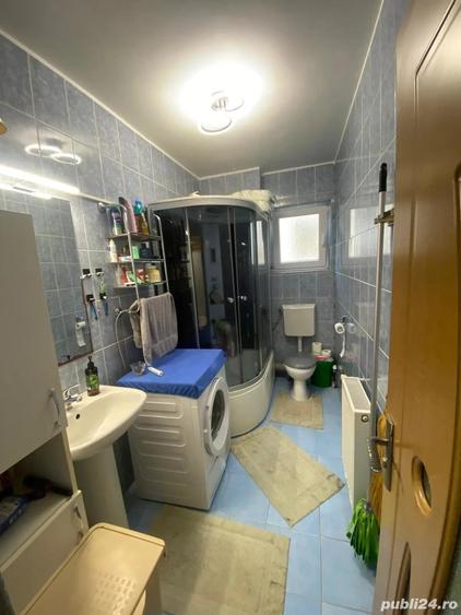 Apartament cu 3 camere decomandat în Gușterița