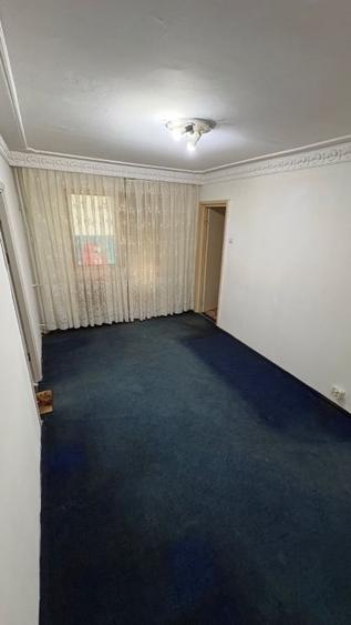 Apartament cu 2 camere semidecomandat în Inel II