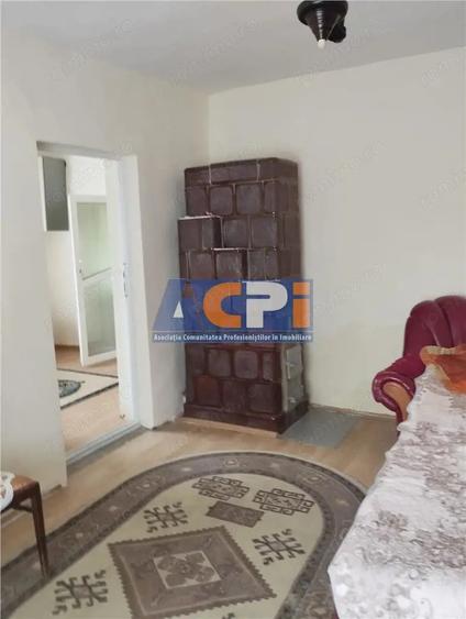 Casă cu 3 camere cu Teren 3886 Mp în Gârleni