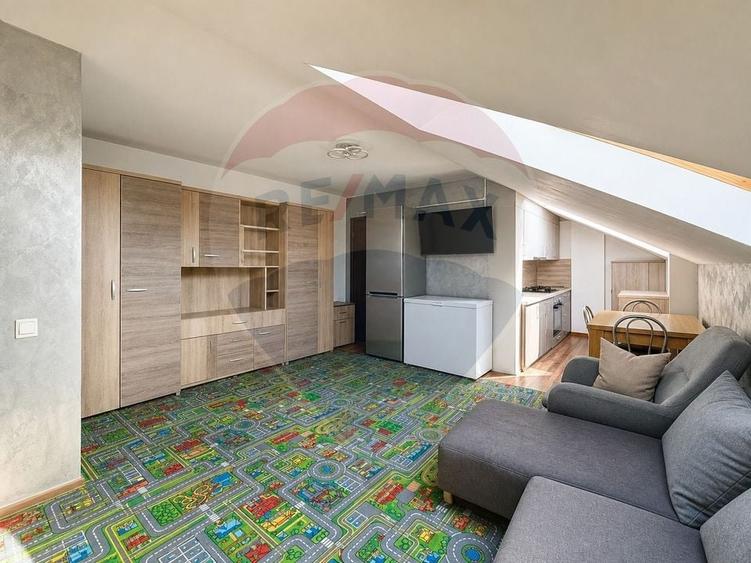 Apartament cu 2 camere de vânzare | strada Florilor - 1