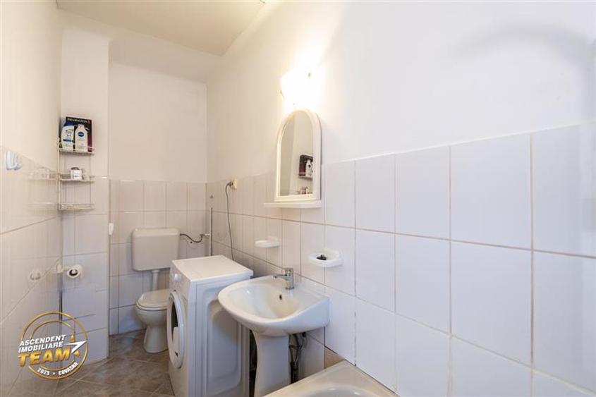 Casă individuală cu 2 camere cu Teren 186 Mp în Simeria