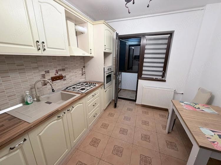 Apartament cu 2 camere decomandat în Berceni