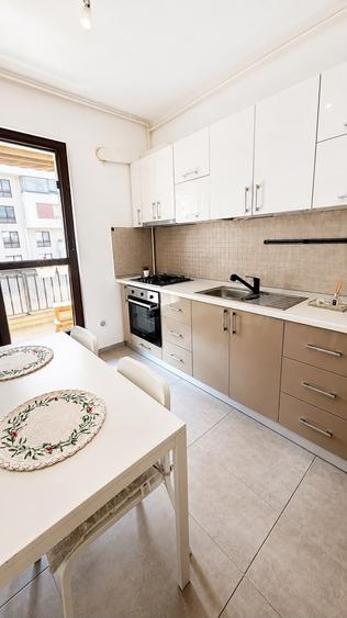 Apartament cu 2 camere decomandat în Central