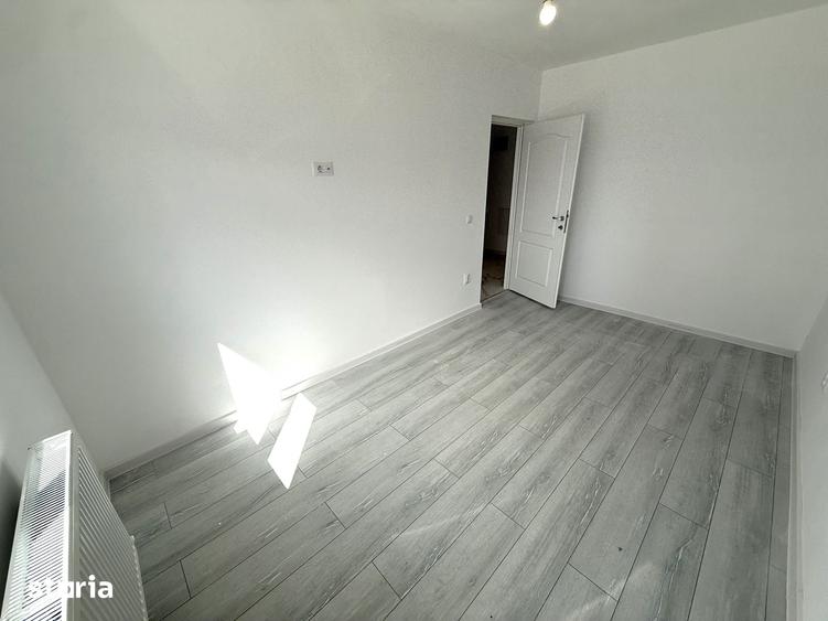 Garsonieră decomandată în Ciurea