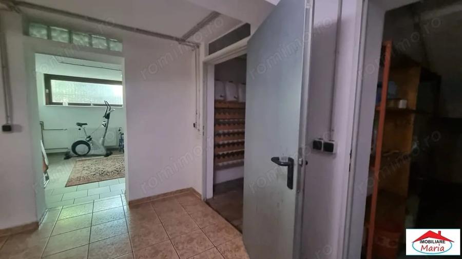 Casa S+P+M cu teren 17 ari zona Bercu Rosu - 14