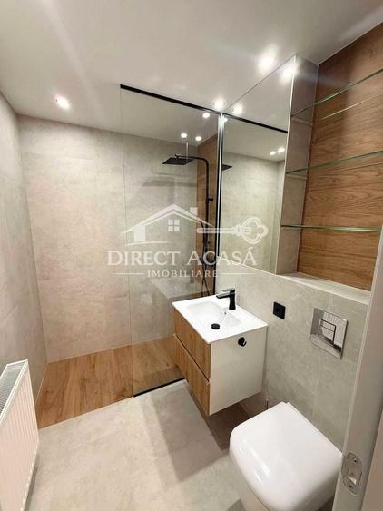 Apartament cu 2 camere decomandat în Central