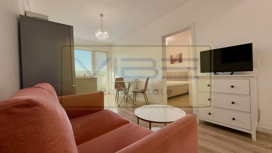 Apartament cu 2 camere semidecomandat, mobilat în Bucium
