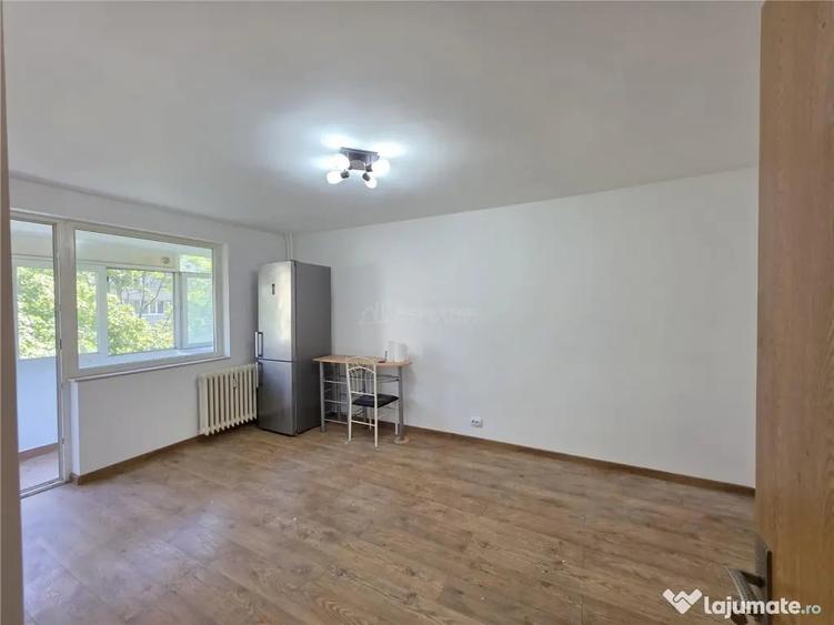 Apartament cu 2 camere decomandat în Colentina