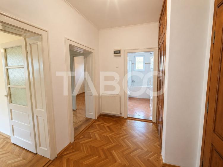 Apartament la casa de inchiriat 3 camere zona Sub Arini din Sibiu - 10