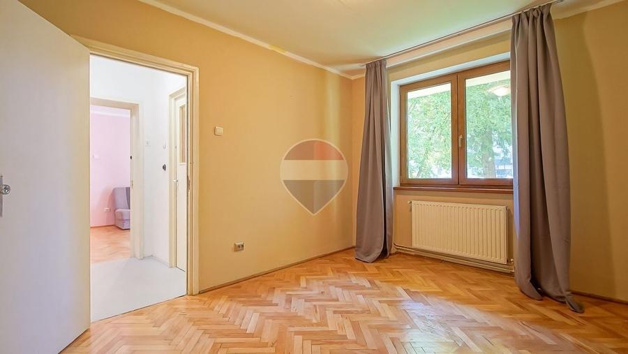 Apartament cu 2 camere semidecomandat în Calea București