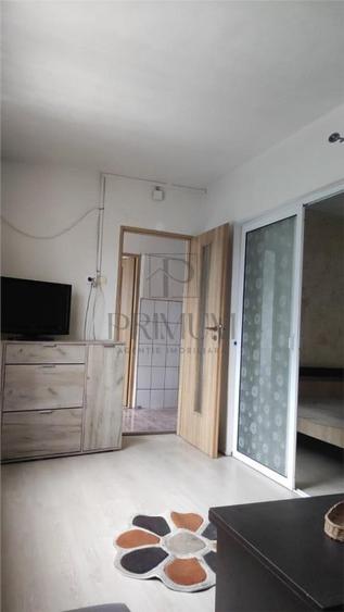Apartament cu 2 camere semidecomandat în Lunei