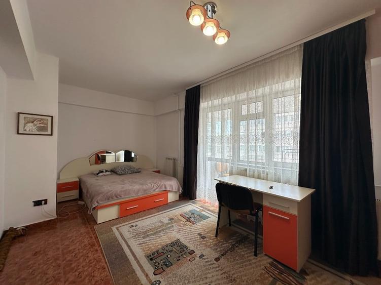 Apartament cu 2 camere semidecomandat în Ultracentral