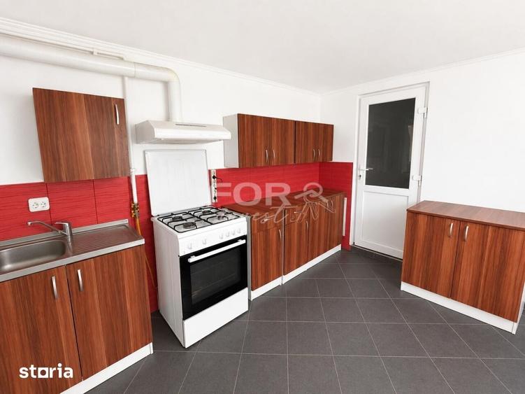 Casă cu 5 camere cu Teren 880 Mp în Oncea