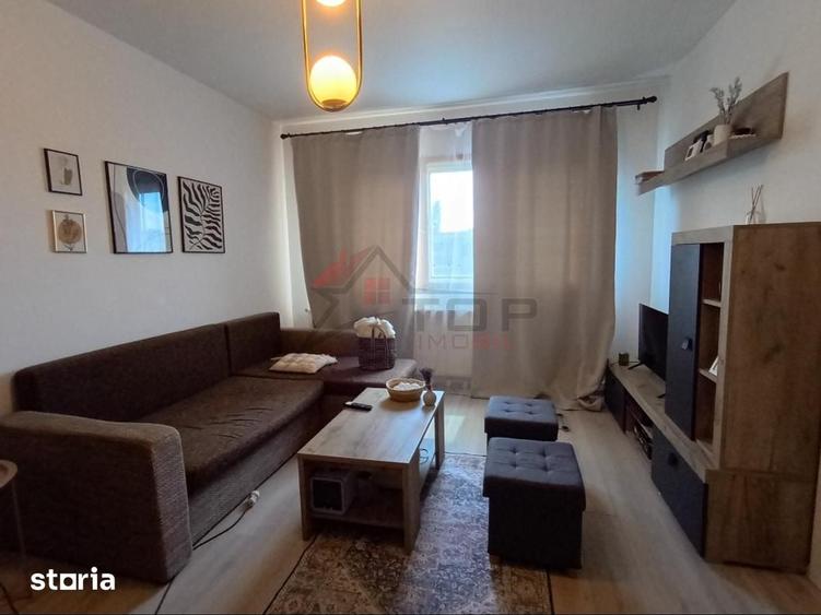 Apartament cu 2 camere nedecomandat în Podu Roș