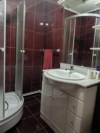 Inchiriez 2 camere la curte 250 Bragadiru - 1