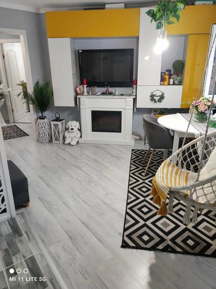 Apartament cu 2 camere decomandat în Central