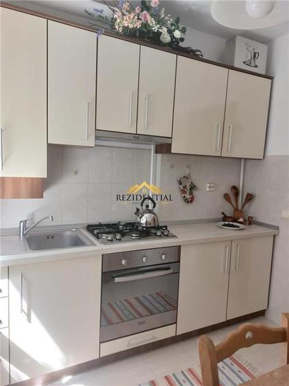 Apartament cu 2 camere nedecomandat, mobilat în Ultracentral