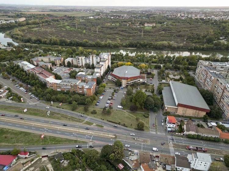 Teren de 389 mp, în Podgoria