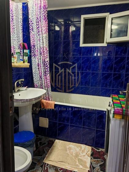 Apartament cu 3 camere decomandat, mobilat în Teiul Doamnei