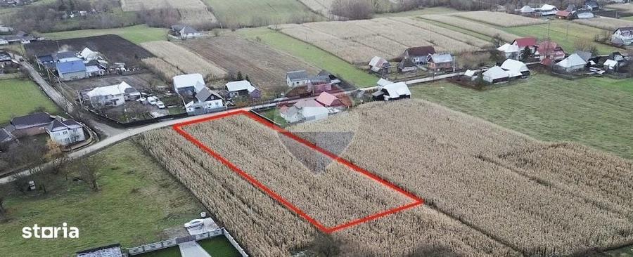 Teren de 3500 mp, în Frătăuții Noi