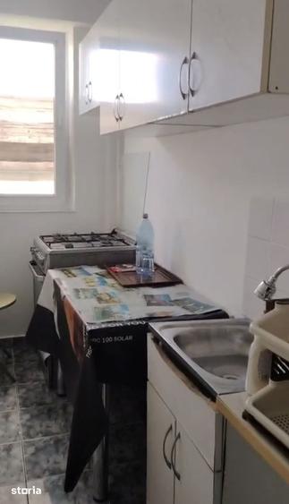 Apartament cu 2 camere decomandat în Berceni
