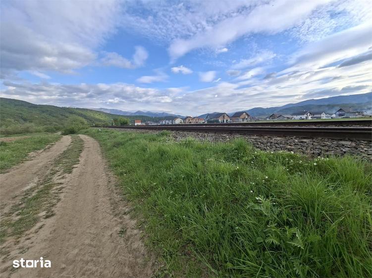 Teren de 923 mp, în Central