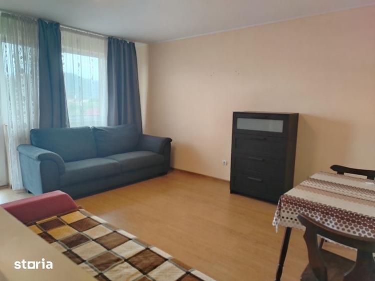 Apartament cu 2 camere semidecomandat în Republicii