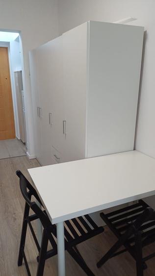 Apartament semidecomandat în Drumul Carului