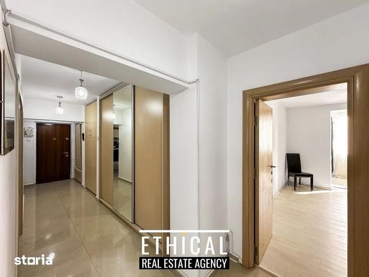 Apartament cu 3 camere decomandat în Decebal