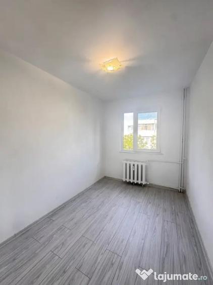 Apartament cu 3 camere nedecomandat în Tomis Nord