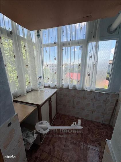 Apartament cu 2 camere decomandat în Nicolina