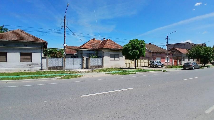 Casă individuală cu 3 camere cu Garaj în Sud-Est