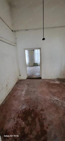 Casă cu 2 camere cu Teren 74 Mp în Central
