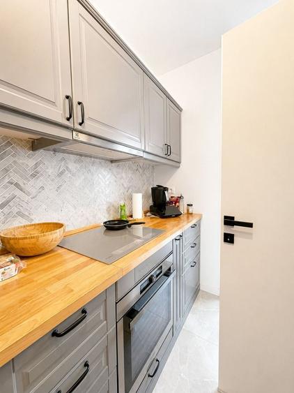 Apartament cu 4 camere decomandat, mobilat în Cotroceni