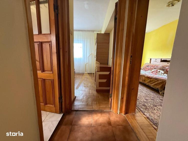 Apartament cu 3 camere decomandat în Nănești