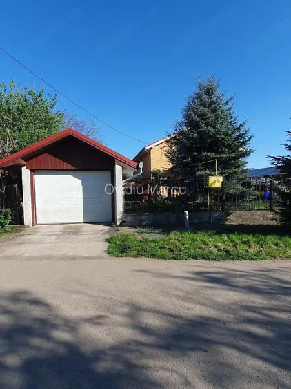de vanzare casa intr-o zona linistita situata la 20 de minute de centrul ora?ului