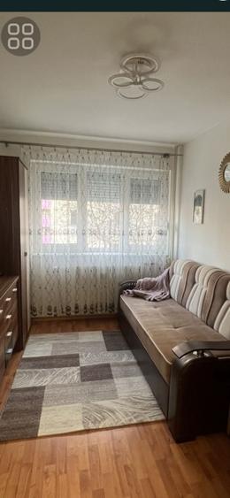 Apartament cu 2 camere nedecomandat în Tractorul