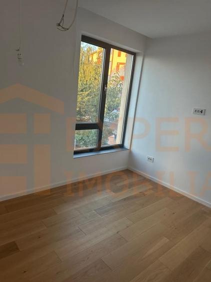 Casă individuală cu 4 camere cu Teren 316 Mp în Mamaia-Sat