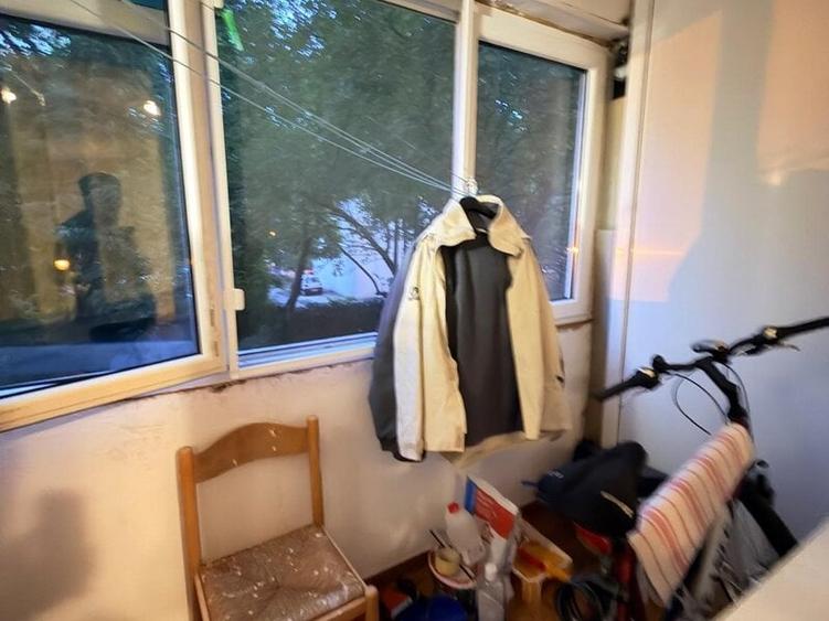 Apartament cu 2 camere semidecomandat în Baba Novac