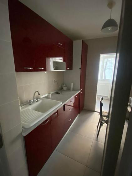 De inchiriat - Apartament 3 camere etajul 1 pacrurari - 7