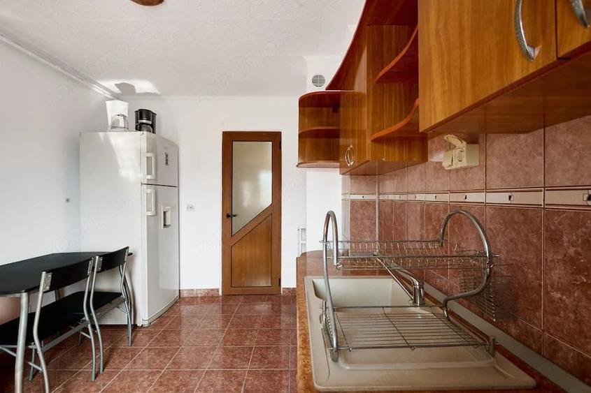Apartament cu 4 camere decomandat în Găvana