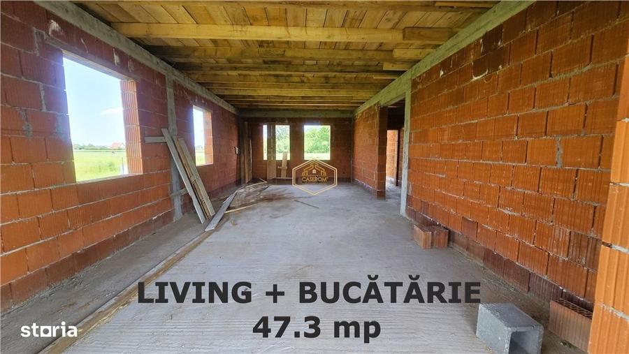 Casă cu 4 camere în Bercu Roșu