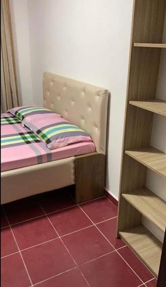 Apartament cu 3 camere decomandat, mobilat în Central