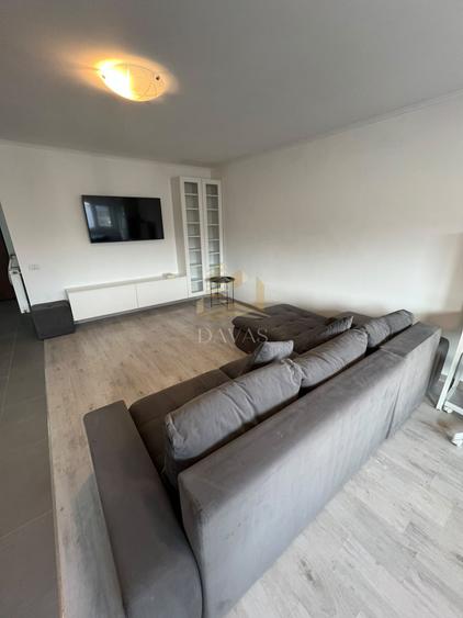 Apartament cu 2 camere semidecomandat, mobilat în Mărăști