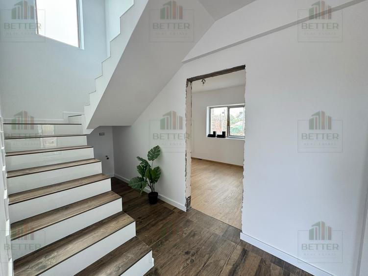 Casă individuală cu 5 camere cu Teren 275 Mp în Berceni