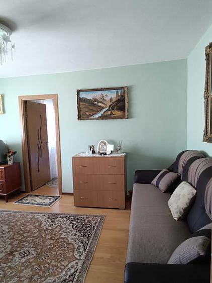 Apartament cu 2 camere nedecomandat în Central