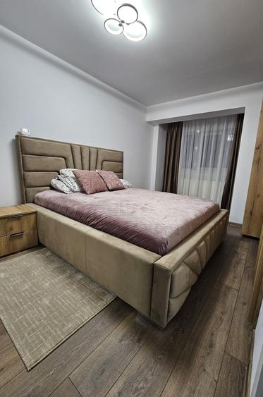 Apartament cu 3 camere decomandat în Popoveni