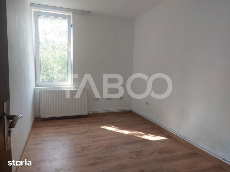 Apartament la curte 35mp 2 camere pivnita gradina str Magurii Cisnadie - 9